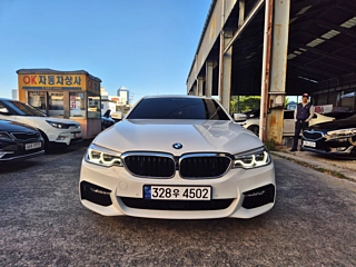 BMW 5-SERIES G30 2017