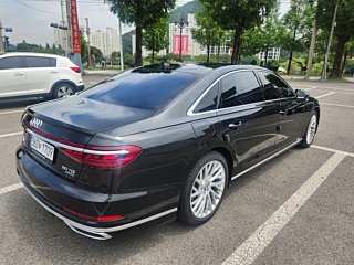 AUDI A8 D5 2020