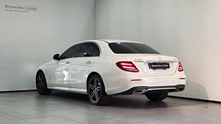 MERCEDES BENZ E-CLASS W213 2020