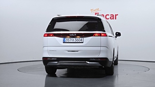 KIA CARNIVAL 2022