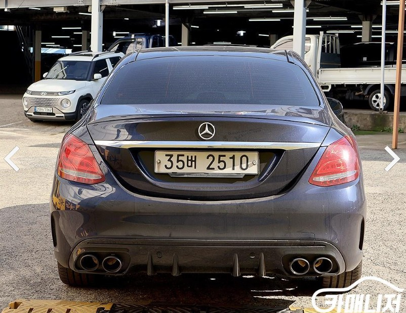 MERCEDES BENZ C-CLASS W205 2017