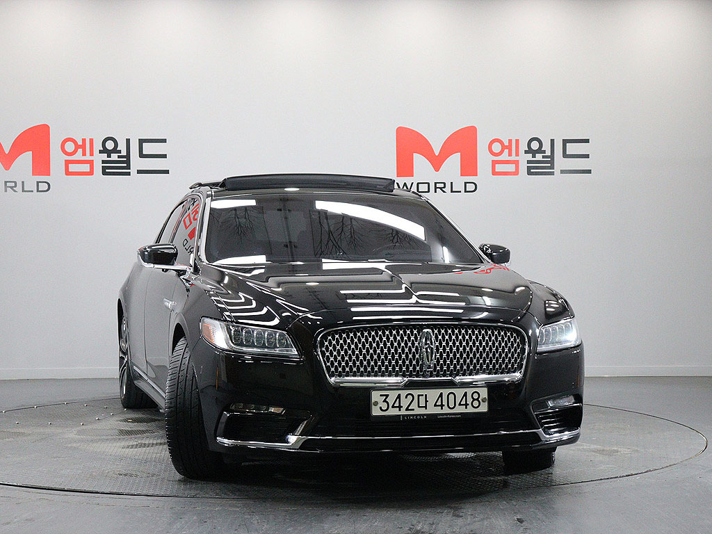 LINCOLN CONTINENTAL 2020