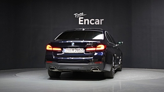 BMW 5-SERIES G30 2022