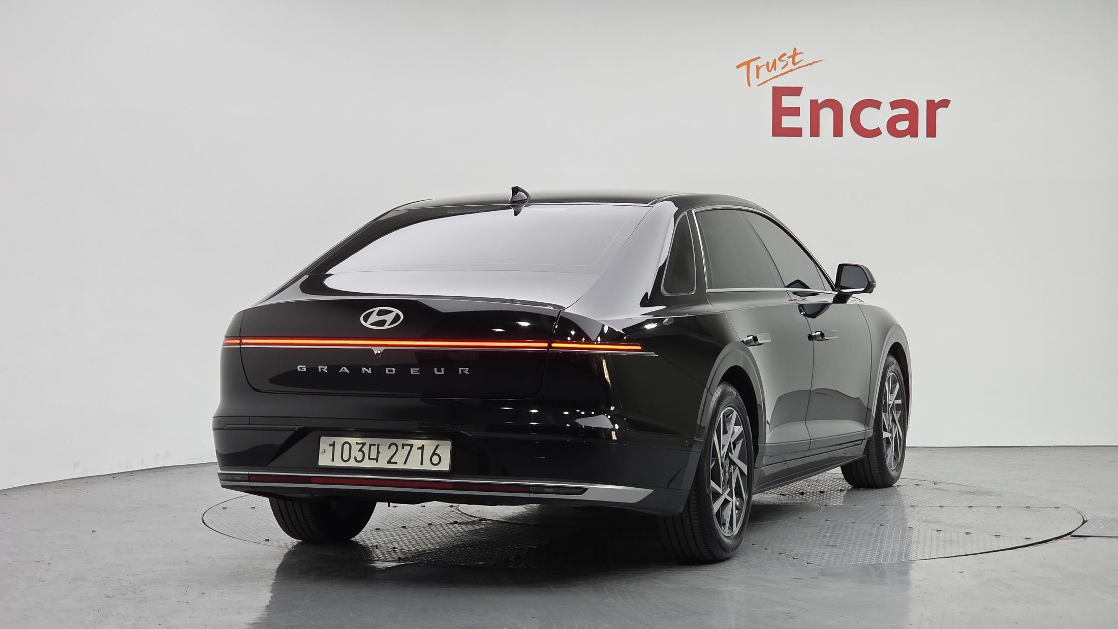 HYUNDAI GRANDEUR GN7 2023