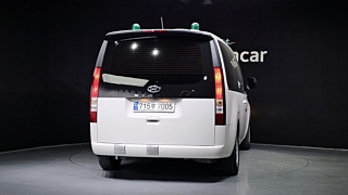HYUNDAI STARIA 2023