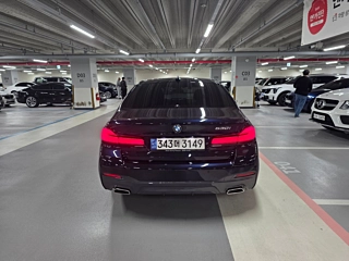 BMW 5-SERIES G30 2021