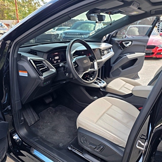 AUDI Q4 E-TRON F4 2022