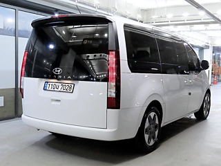 HYUNDAI STARIA 2023