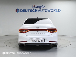 HYUNDAI GRANDEUR IG HYBRID 2017