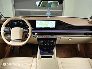 HYUNDAI GRANDEUR HYBRID GN7 2023