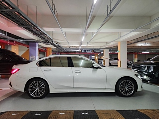 BMW 3-SERIES G20 2021