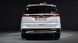 KIA CARNIVAL 2023