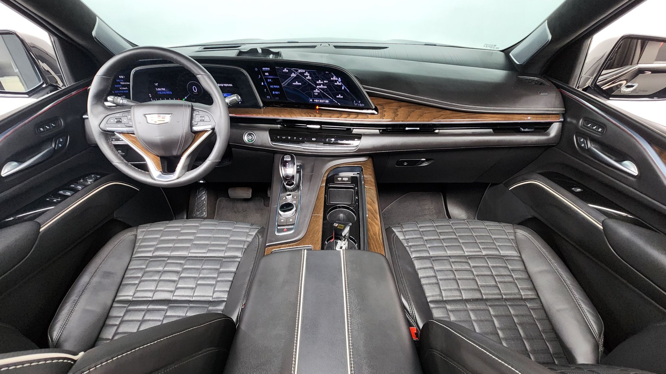 CADILLAC ESCALADE 2024