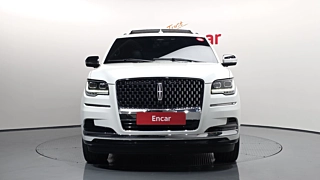 Заказать LINCOLN NAVIGATOR