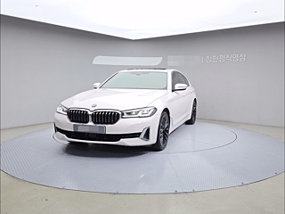 BMW 5-SERIES G30 2020