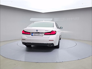 BMW 5-SERIES G30 2020