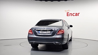 MERCEDES BENZ E-CLASS W213 2020