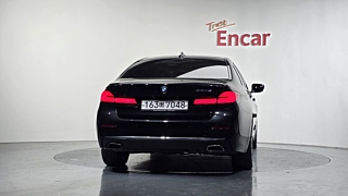 BMW 5-SERIES G30 2020