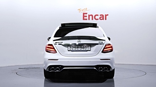 MERCEDES BENZ E-CLASS W213 2019