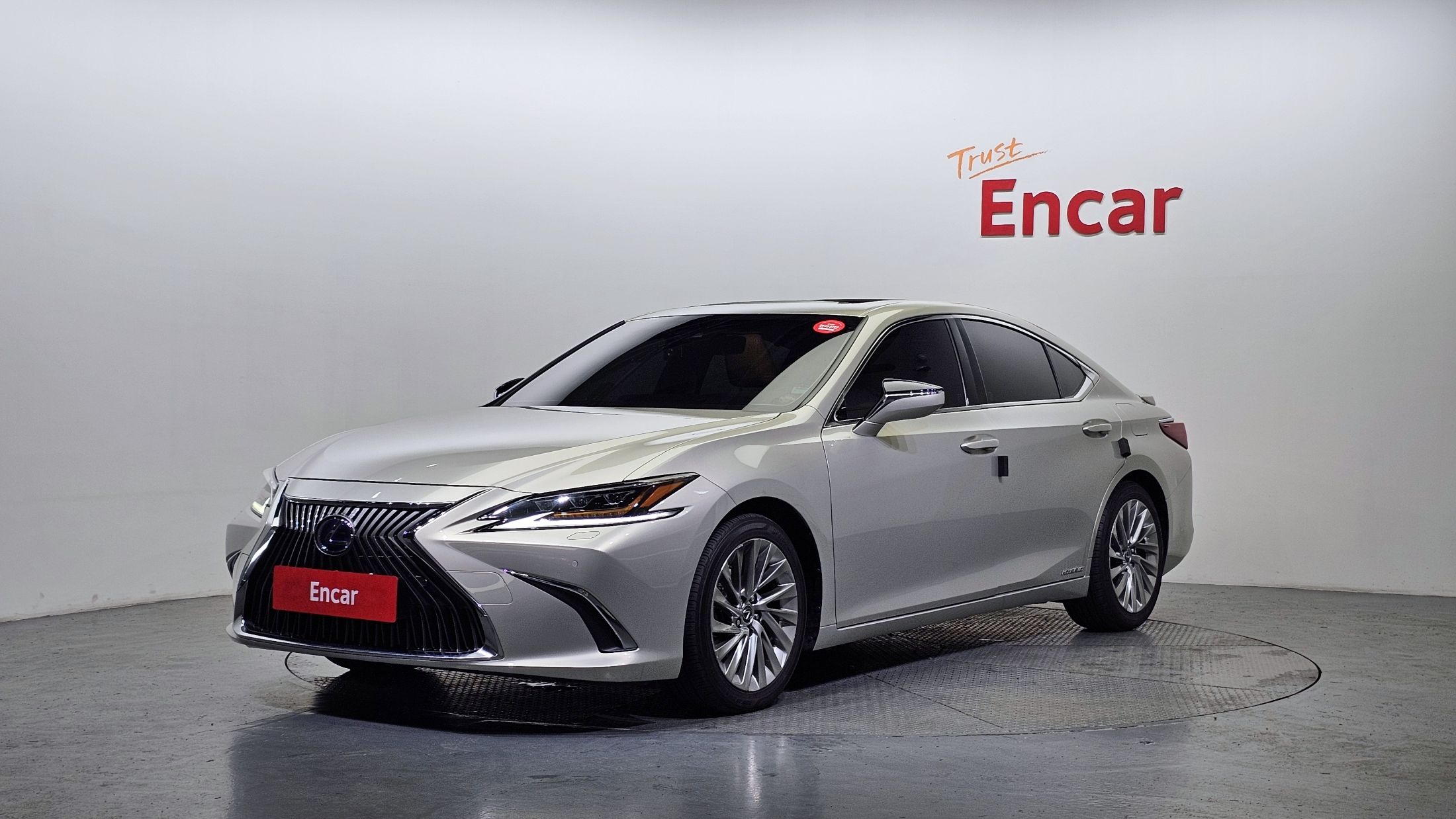 LEXUS ES300H 2019