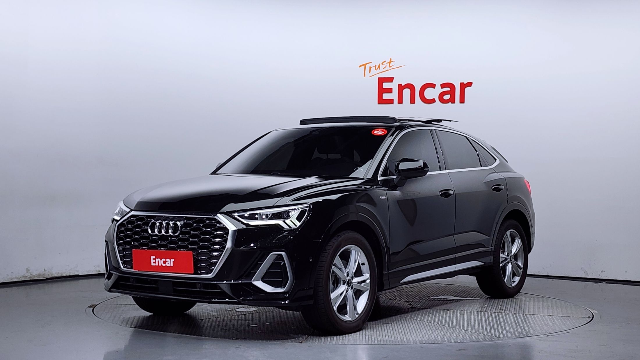 AUDI Q3 F3 2023
