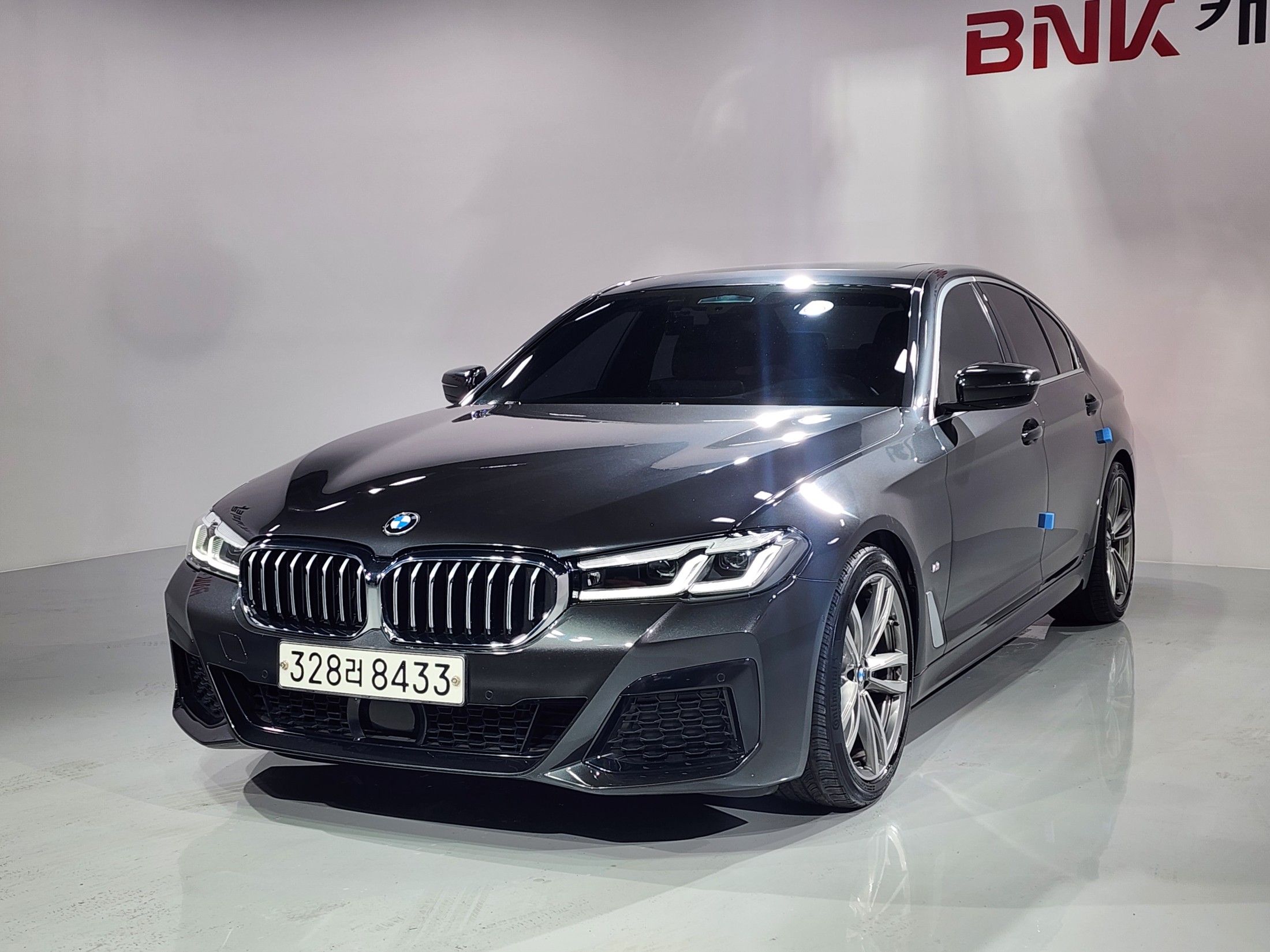 BMW 5-SERIES G30 2020