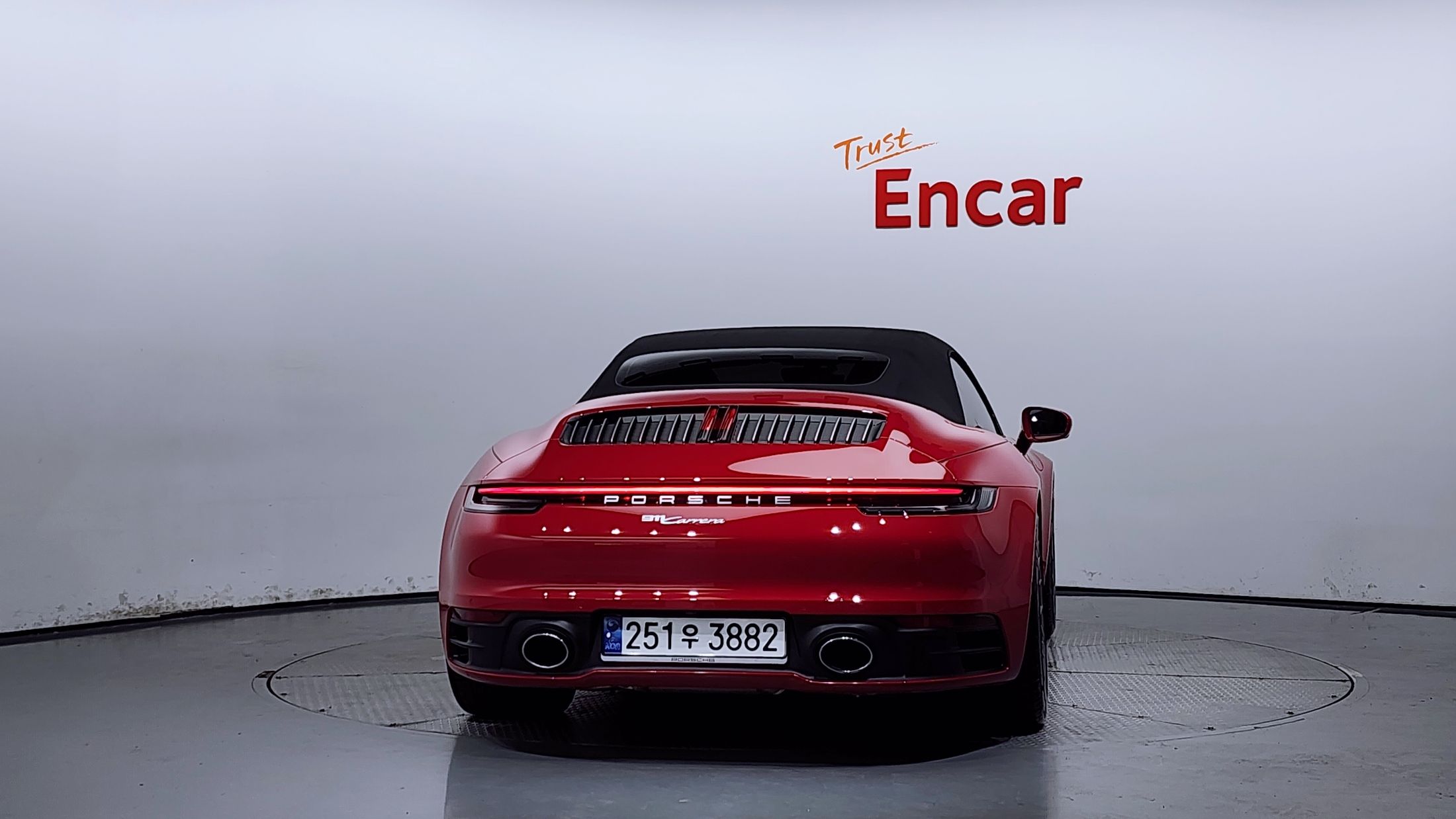 PORSCHE 911 992