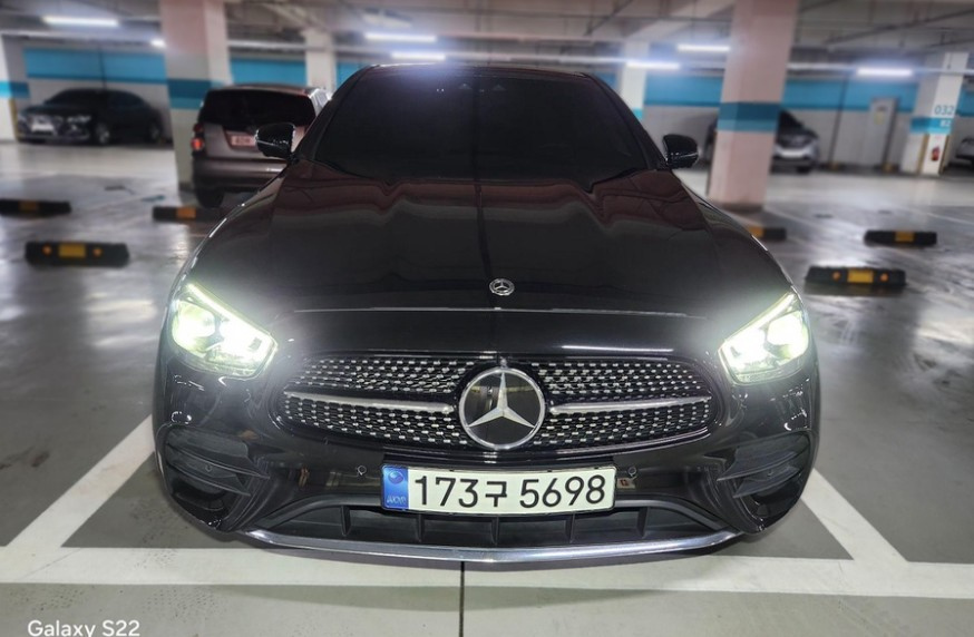 MERCEDES BENZ E-CLASS W213 2021