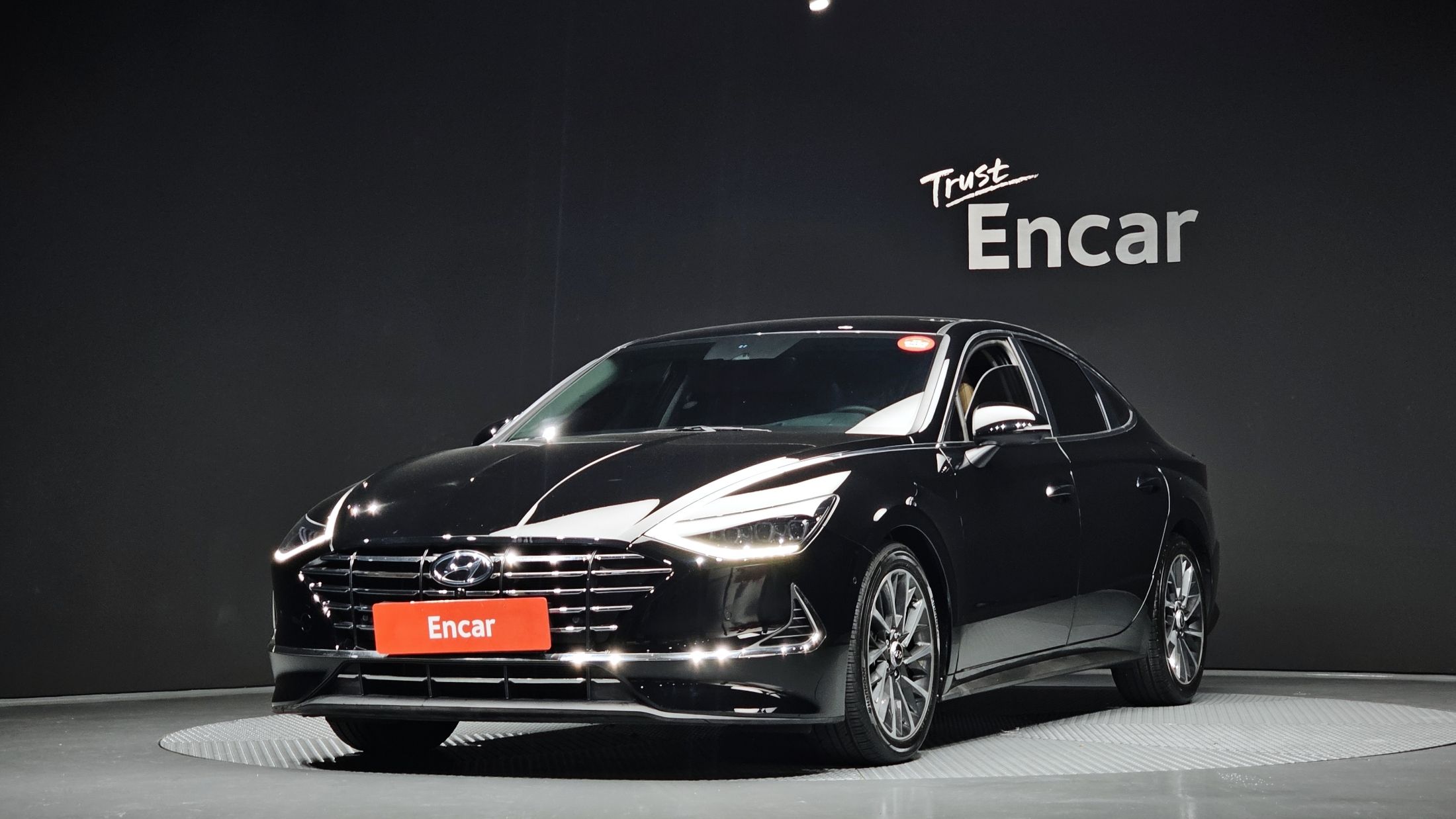 HYUNDAI SONATA DN8 2019