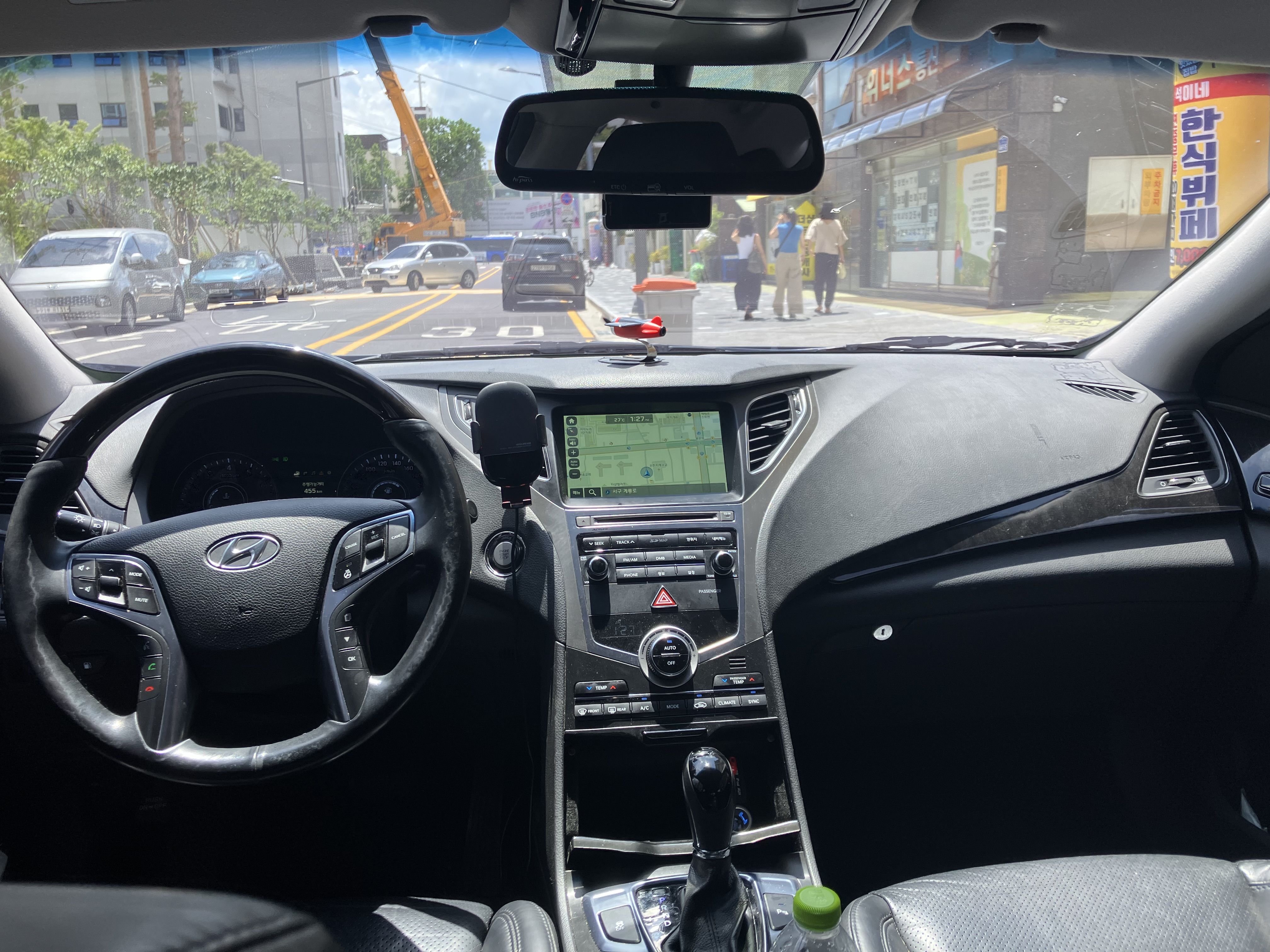 HYUNDAI GRANDEUR HG 2015