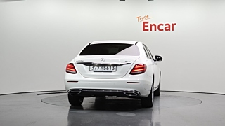 MERCEDES BENZ E-CLASS W213 2020