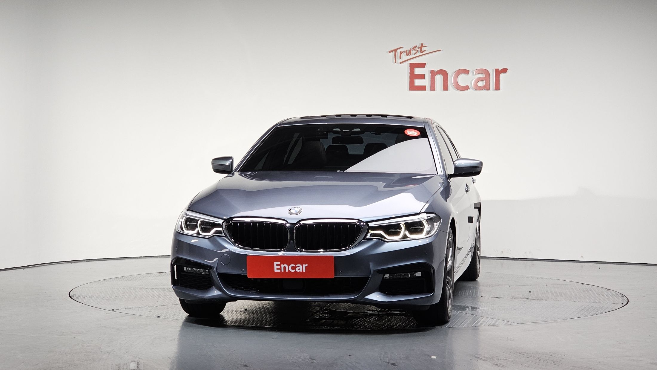 BMW 5-SERIES G30 2018