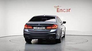 BMW 5-SERIES G30 2018
