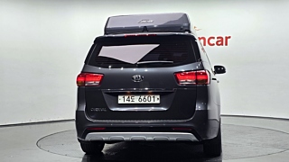 KIA CARNIVAL 2016