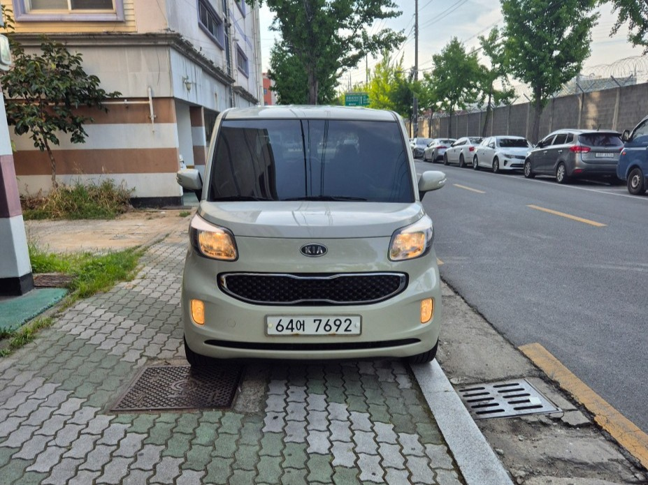 KIA RAY 2012