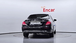 MERCEDES BENZ E-CLASS W213 2019