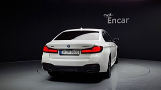 BMW 5-SERIES G30 2021