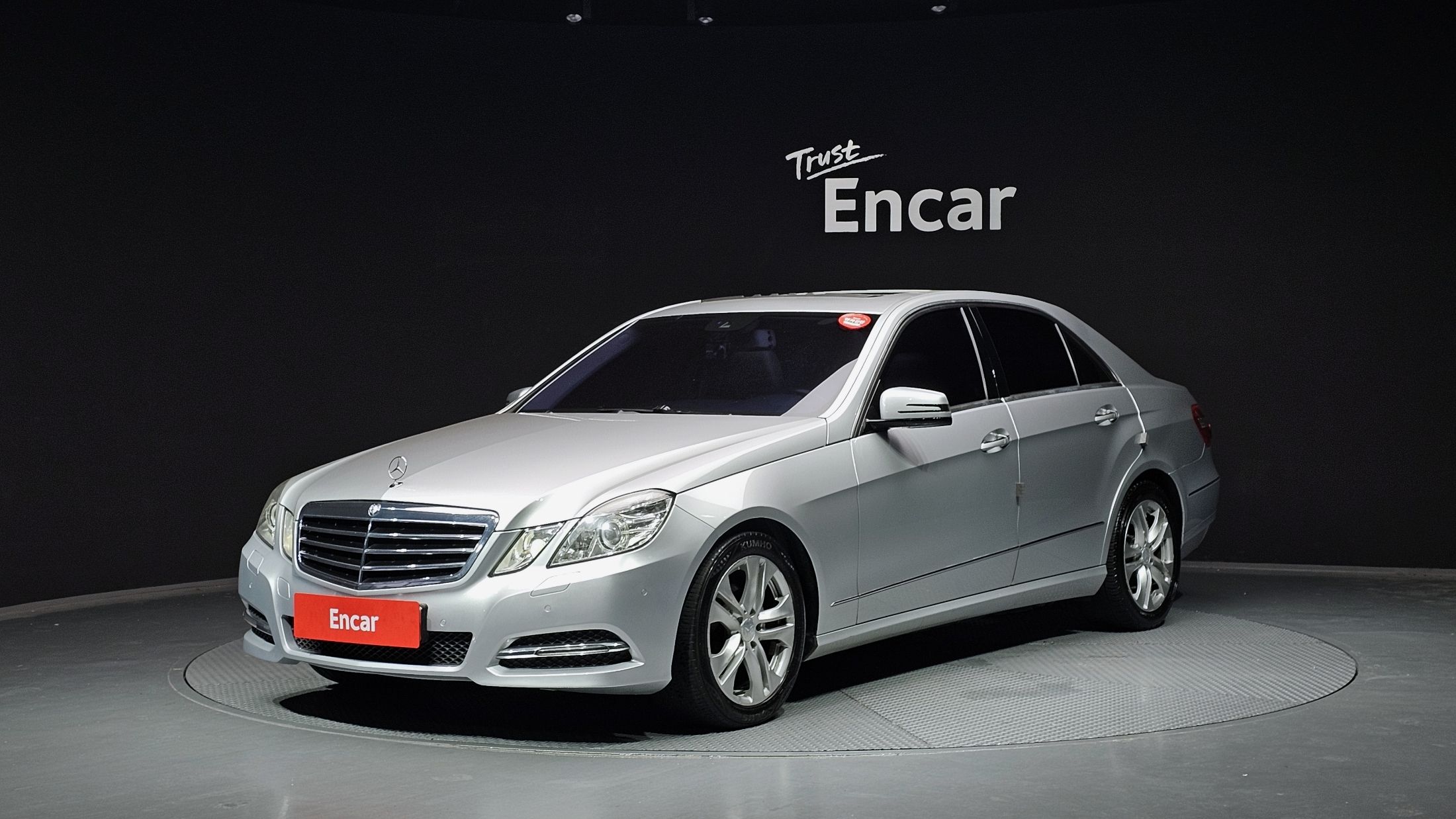 MERCEDES BENZ E-CLASS W212 2012