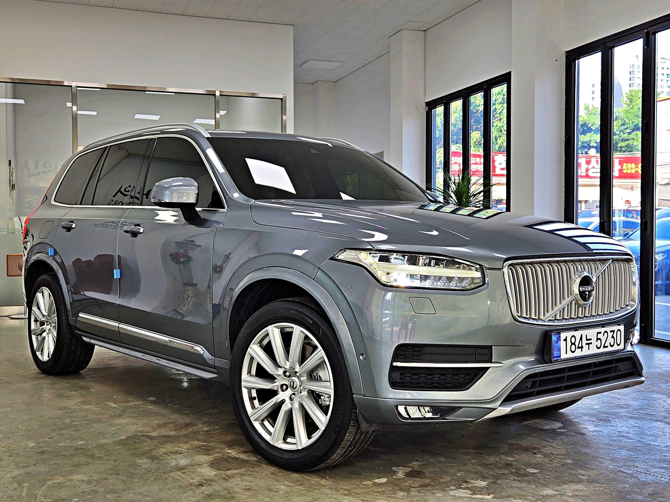 VOLVO XC90 2017