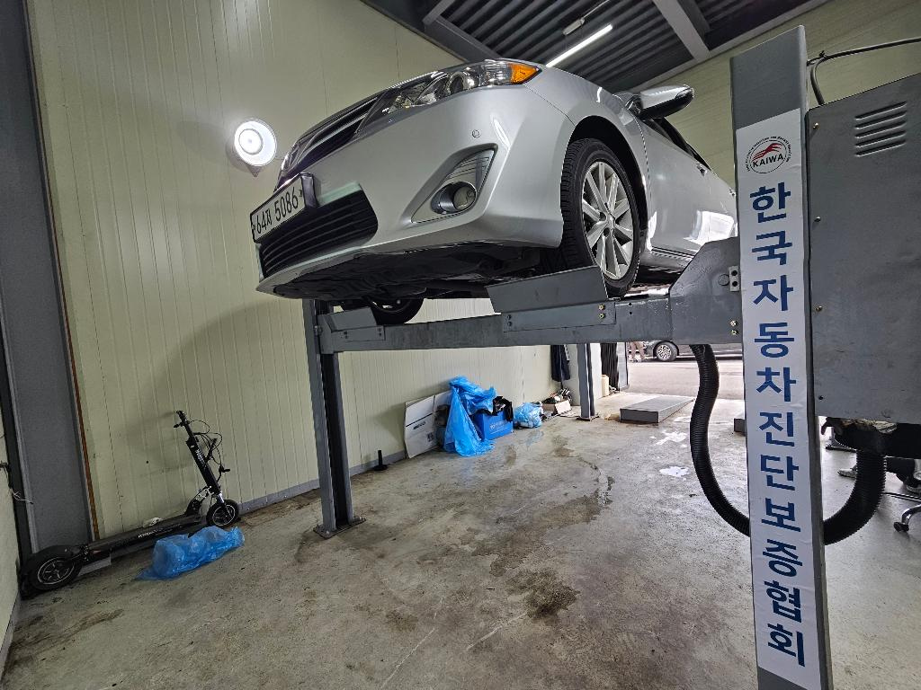 TOYOTA CAMRY 2012