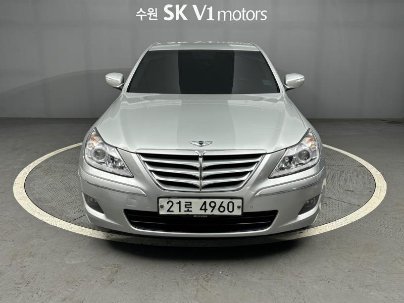 HYUNDAI GENESIS 2009