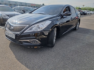 HYUNDAI GRANDEUR HG 2016