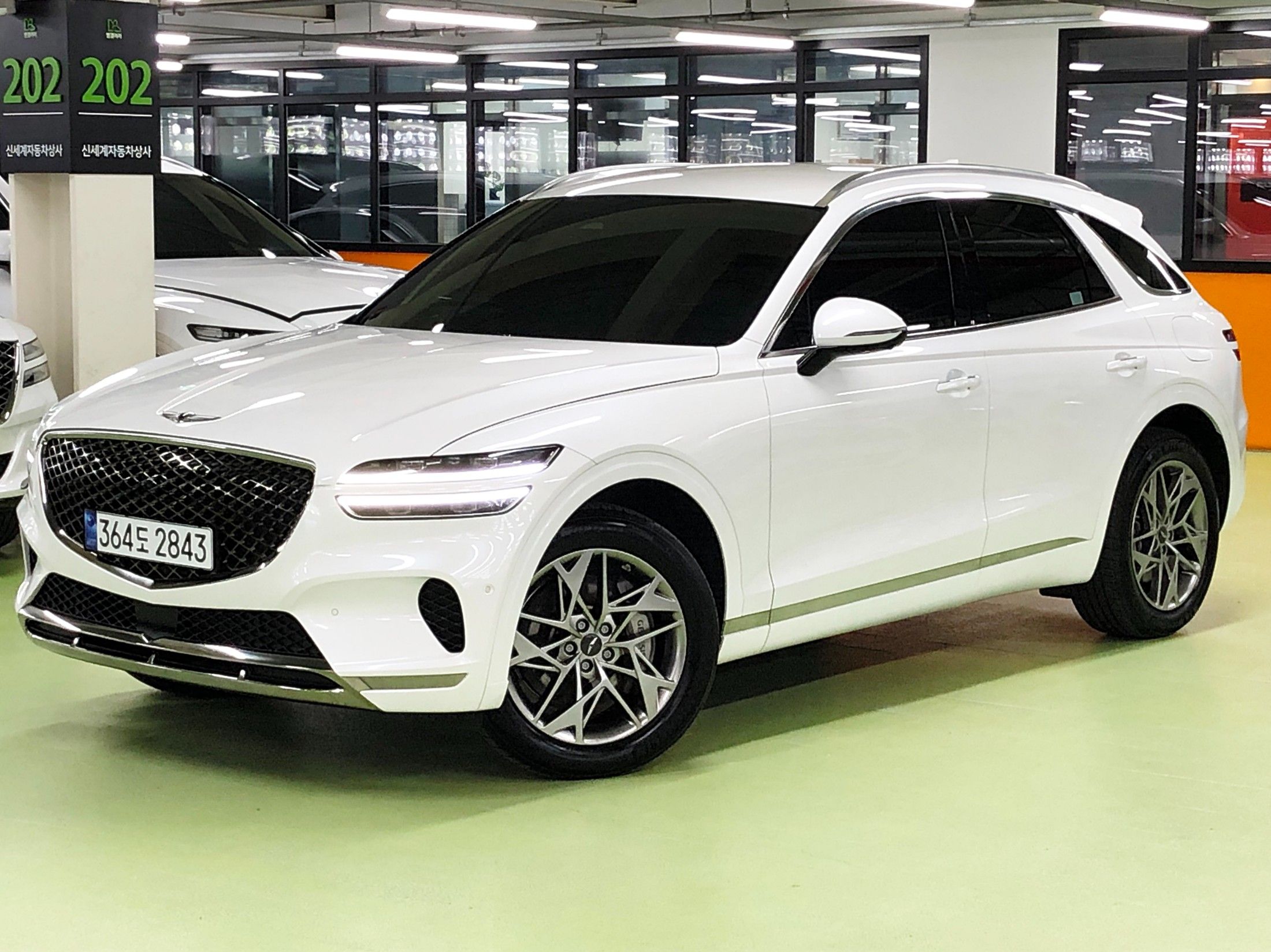 GENESIS GV70 2024