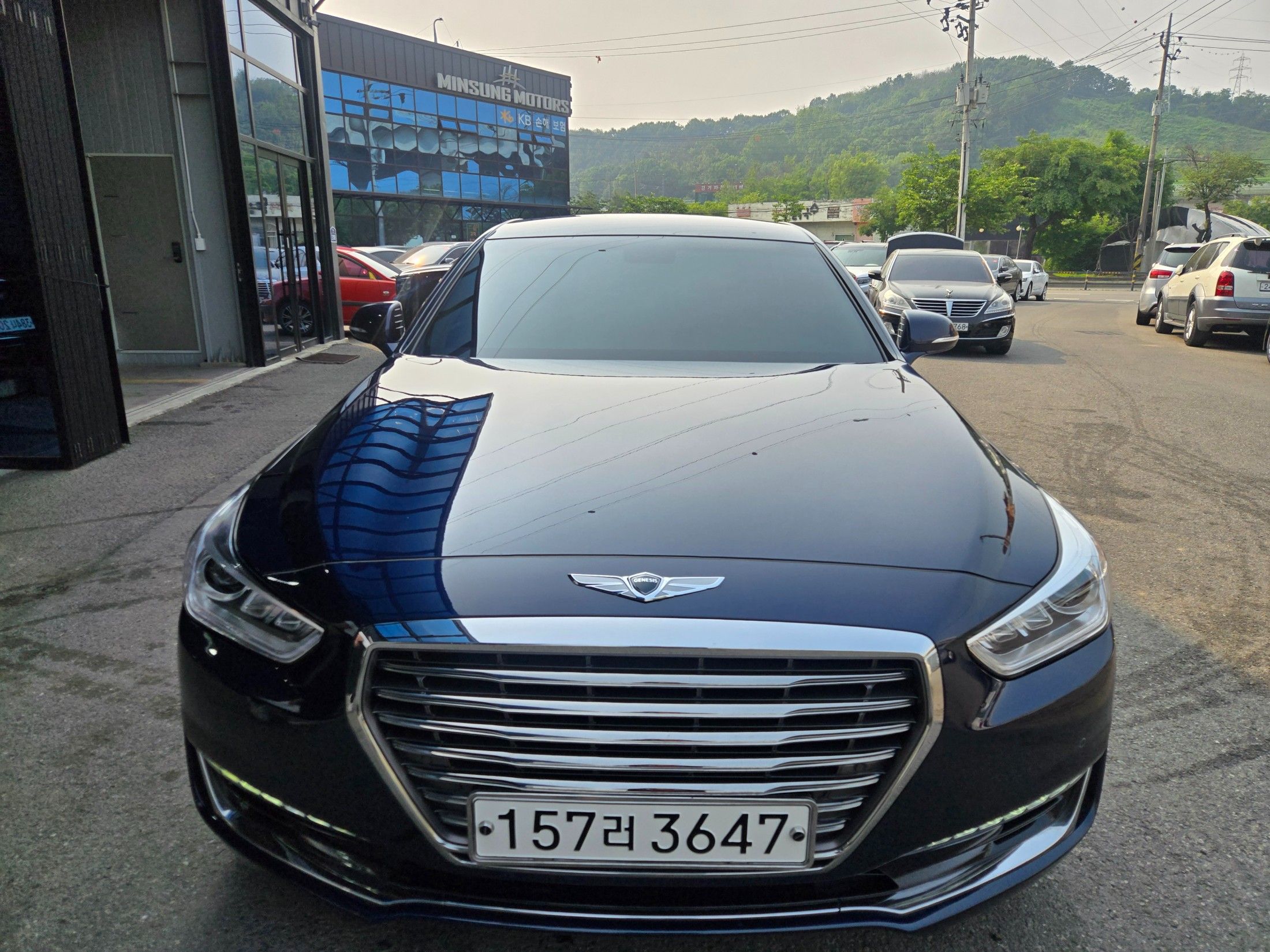 GENESIS EQ900 2017