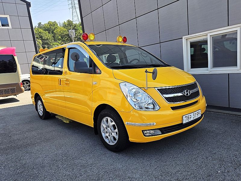 HYUNDAI STAREX GRAND 2013