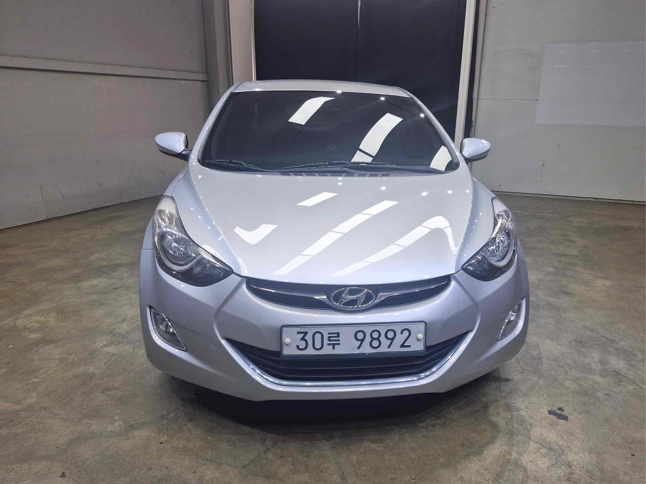 HYUNDAI AVANTE MD 2013