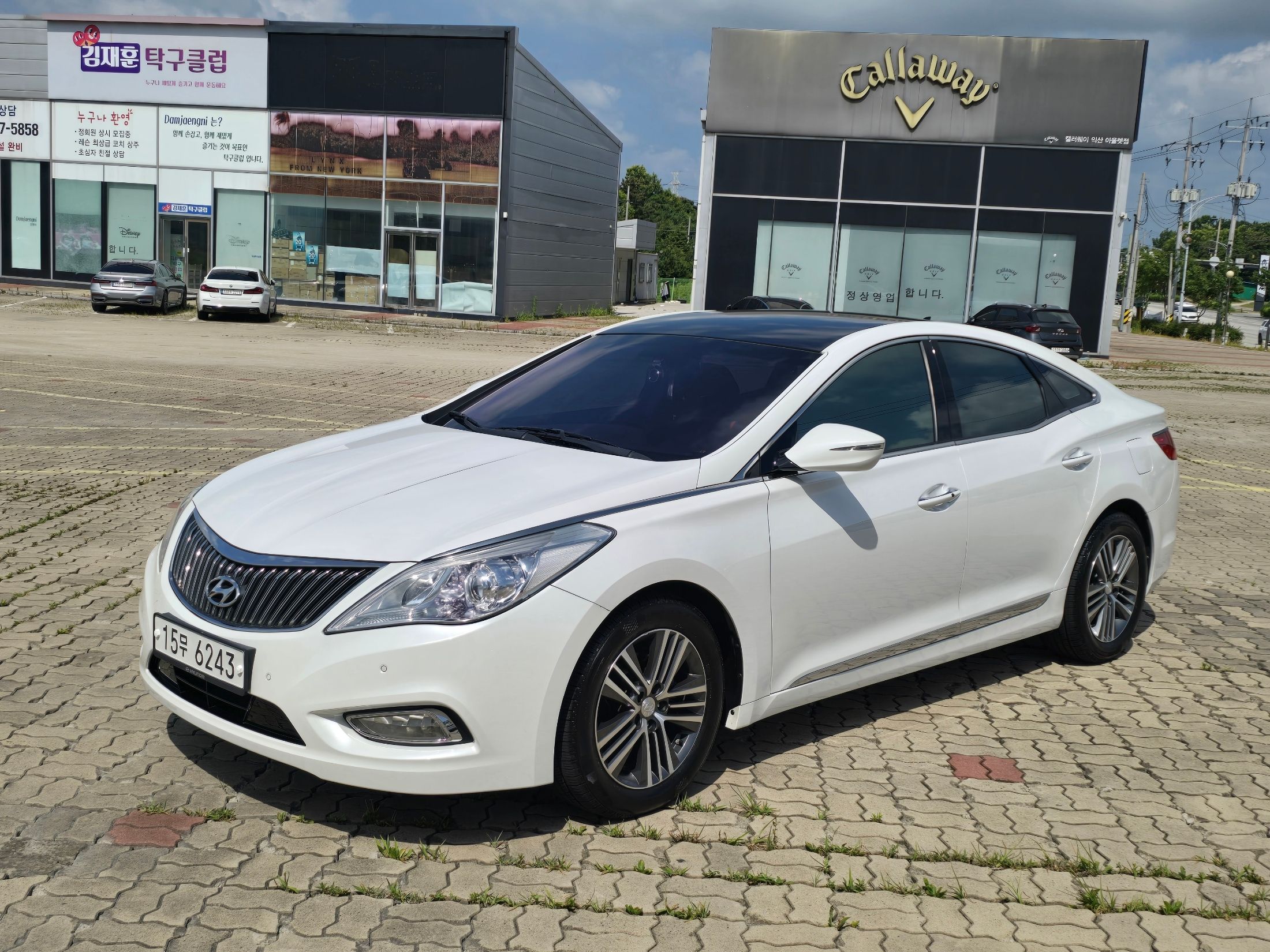 HYUNDAI GRANDEUR HG 2014