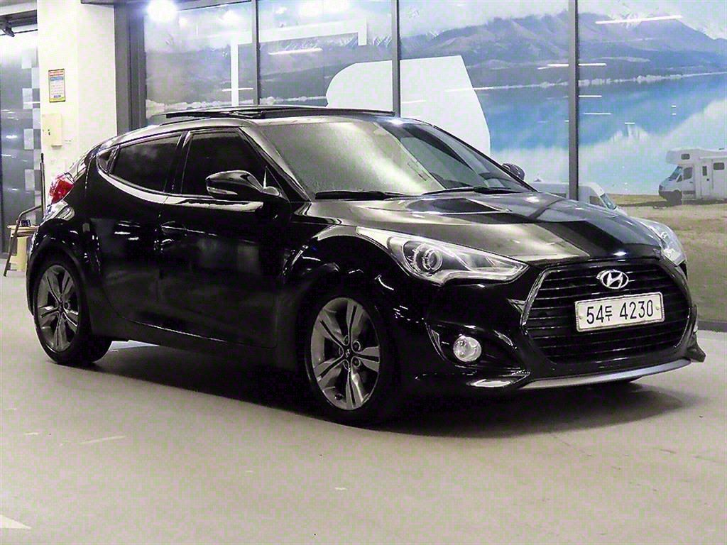 HYUNDAI VELOSTER 2011