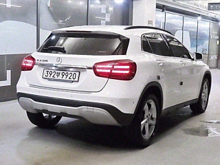 MERCEDES BENZ GLA-CLASS X156 2019