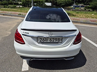 MERCEDES BENZ C-CLASS W205 2017